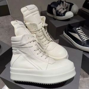 Botines Planos de Caña Alta Sin Cordones - Zapatos Deportivos de Lujo Casuales para Hombre, Negros, Ligeros, Desodorantes, a la Moda - Product Image 1