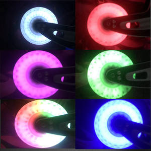 Ruedas de Patinaje en Línea OEM con Luz Intermitente, Chispas Brillantes Generadas por Fricción, Ruedas de Patinaje de PU para Exteriores - Product Image 4