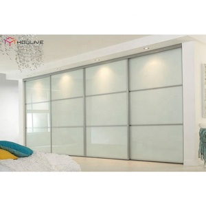 Armadio con <span class=keywords><strong>Ante</strong></span> <span class=keywords><strong>Scorrevoli</strong></span> di Lusso Colore Chiaro Finitura Lucida UV in Legno e Design a Pannelli per Camera da Letto HOULIVE - Product Image 2