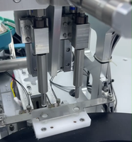 Machine de remplissage, de bouchage et d'étiquetage automatique personnalisable pour bouteilles, flacons, production industrielle