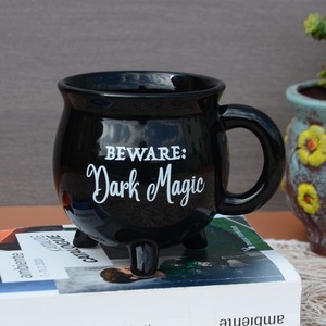 Giftware Witches Brew Taza de cerámica Witch Cauldron Taza de café Tazas de té Minimalista Hecho a mano Fiesta Blanco y negro para 1 usuarios 48PCs - Product Image 4