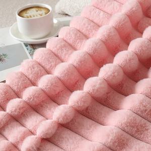 Venta al por mayor dibujo de pelo de conejo en Stock tela de felpa cómodo suave clásico de punto de urdimbre para niños impreso 75d recuento de hilos - Product Image 3