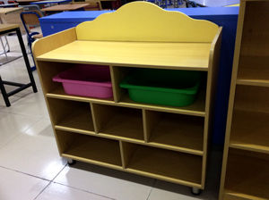 Meubles de maternelle en vente chaude, bibliothèque pour enfants, armoire pour garderie, <span class=keywords><strong>rangement</strong></span> de livres pour l'école, collection de jouets <span class=keywords><strong>avec</strong></span> plateau en <span class=keywords><strong>plastique</strong></span> - Product Image 3