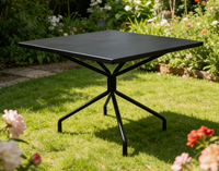 Table d'extérieur rectangulaire solide en aluminium de 31 pouces, résistante aux intempéries, avec design de pieds géométriques pour hôtel et complexe hôtelier
