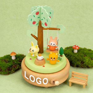 Carillon a Forma di Giostra con Animali, Scatola Musicale in Legno, Regalo con Musica, Design Adorabile per Bambini e Decorazione Casa - Product Image 1