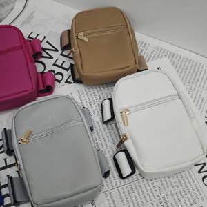 Sac de jambe en PU imperméable de haute qualité avec fermeture éclair, sac de cuisse personnalisé, sac banane à bande élastique réglable - Product Image 3