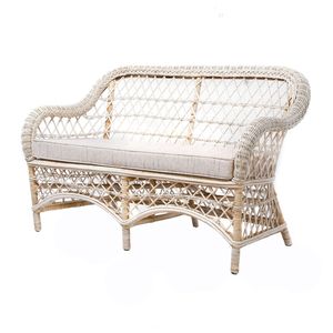 เก้าอี้และโต๊ะห้องนั่งเล่นเฟอร์นิเจอร์โซฟาหวายอ้อยกรอบและแกนหวายทอผ้าที่นั่งยาวพร้อมเบาะและพนักพิง - Product Image 1