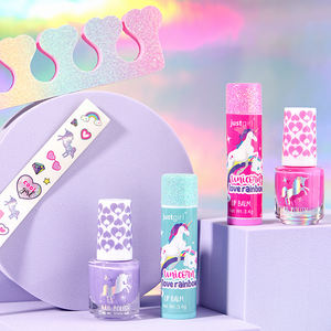 Bouteille d'eau de <span class=keywords><strong>baume</strong></span> à lèvres pour filles, bouteille de <span class=keywords><strong>boisson</strong></span> pour salon de beauté, tasse pour enfants, Tube de <span class=keywords><strong>baume</strong></span> à lèvres, ensemble de vernis à ongles, vente en gros - Product Image 3