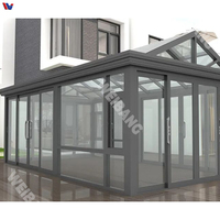 Maison solaire moderne isolée et résistante aux UV avec panneaux solaires pour usage résidentiel, patio, bureau, bâtiment et école, taille personnalisée