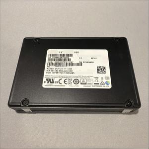 Disque SSD d'usine MZ7L3960HCJR-00A07 PM893 960 Go 6 Gbit/s 13DWPD, intensif en lecture, interne, pour serveur d'entreprise - Product Image 1