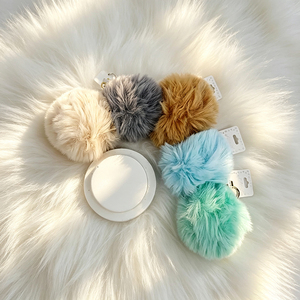 Llavero de Pompón Suave y Esponjoso, Colgante de Moda para Bolso, Regalo para Mujeres y Niñas - Product Image 1