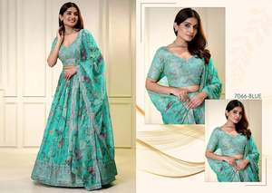 Lehenga Choli moderne en organza scintillant à motifs floraux avec des imprimés multicolores élégants en sequins, séchage rapide, toutes saisons, prix de gros - Product Image 3