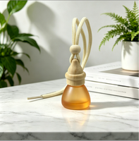 Diffuseur de parfum suspendu pour voiture 8 ml, flacon en verre vide pour huiles essentielles, pendentif pour rétroviseur avec couvercle en bois