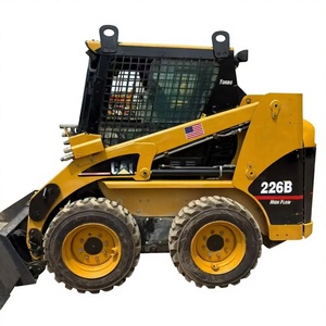 Chargeuse-pelleteuse CAT 226B d'occasion, 1 tonne, sur roues, avec pompe hydraulique de haute qualité, roulement de pompe hydraulique MOOG, moteur Caterpillar - Product Image 1
