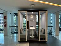 Cabine insonorisée moderne Comine 2026 avec roulettes pour bureau à domicile, hôtel et école – Espace de travail personnel