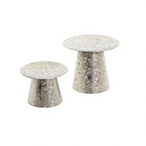 Ensemble de 2 supports à gâteaux de tailles différentes, de qualité supérieure, en métal, pour snacks et desserts, fabriqués en Inde. - Product Image 1
