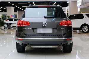 Guazi seconde main propre <span class=keywords><strong>2017</strong></span> Volkswagenn Touaregg 3.0L <span class=keywords><strong>à</strong></span> blanc conduite <span class=keywords><strong>à</strong></span> gauche voiture d'occasion <span class=keywords><strong>à</strong></span> <span class=keywords><strong>vendre</strong></span> en Chine prêt <span class=keywords><strong>à</strong></span> expédier - Product Image 6
