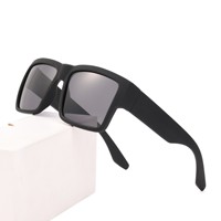 Venta al por mayor de China de fábrica de gafas de sol con logotipo personalizado negro deportes unisex gafas de sol de plástico barato promocional
