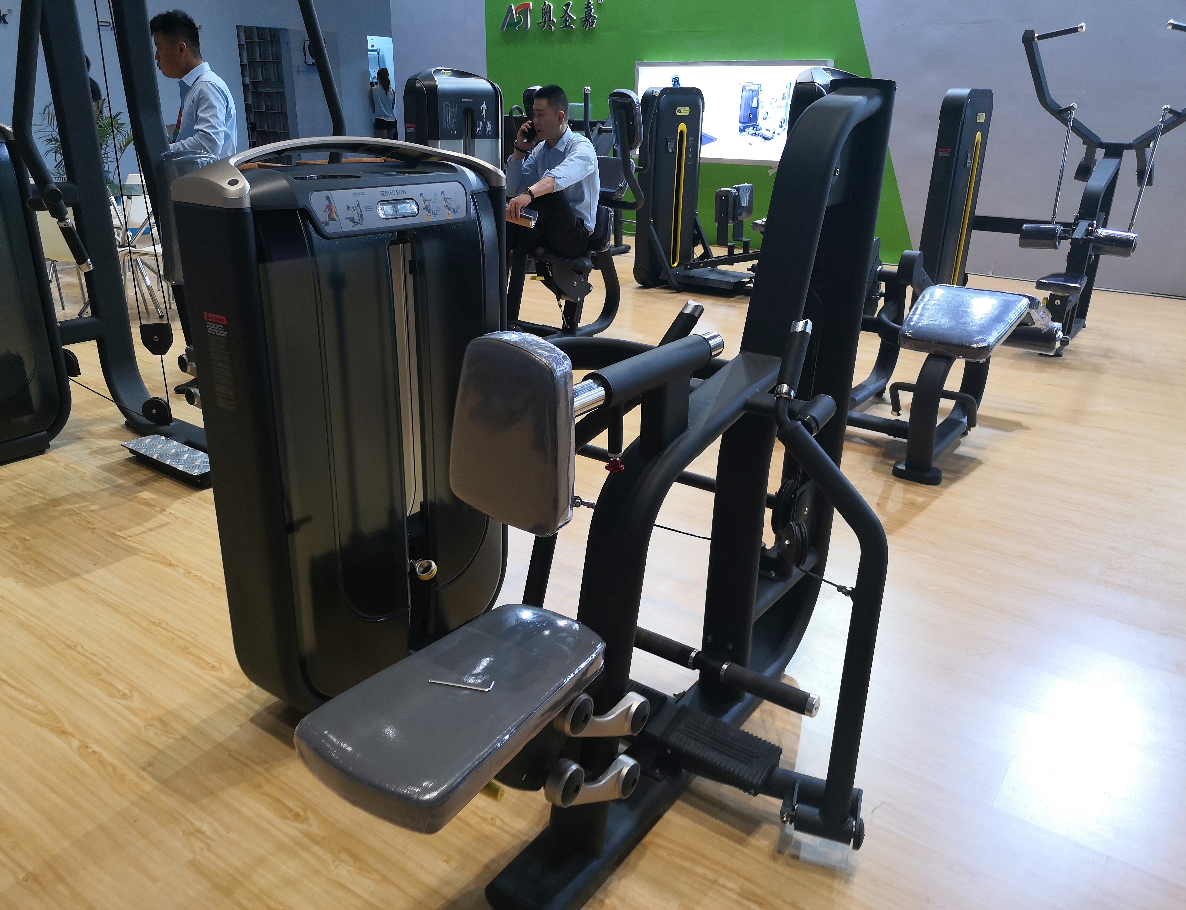 トレーニングマシン【セール中】 楽天市場】油圧GYMマシン 準業務用 アブドミナルクランチ/バック