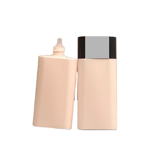 Tubo Squeeze Personalizzato Rosa Piatto Rettangolare in PE da 50ml per Fondotinta Liquido e Protezione Solare con Tappo a Vite - Product Image 1