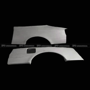 Guardabarros Trasero de Fibra de Vidrio de Alta Calidad Marca EPR para Nissan S15 Silvia VRT (1999-2003) con Fácil Instalación - Product Image 2