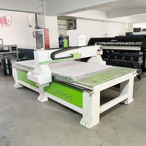 เครื่องเราเตอร์ CNC ยี่ห้อ LINGSU แบบ 3 แกน ขนาด 1300x2500 มม. กำลังมอเตอร์ 3.2 กิโลวัตต์ ใช้ไฟ 220 โวลต์ สำหรับงานไม้ ใช้งานง่าย - Product Image 2