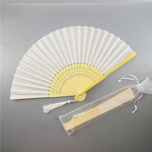 Trắng Tùy Chỉnh DIY Hand <span class=keywords><strong>Fan</strong></span> In Logo Lash Người Hâm Mộ Cá Nhân Đám Cưới Cầm Tay Xách Tay Nhật Bản Trống Giấy <span class=keywords><strong>Fan</strong></span> Hâm Mộ - Product Image 1
