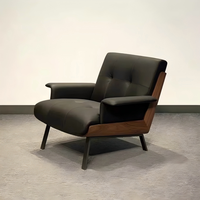 Fauteuil en cuir moderne avec pieds en bois massif et en métal, fauteuil de détente confortable pour salon et chambre à coucher