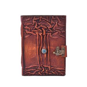 Carnet en cuir Tree Hocus Locus avec système de fermeture à cadenas de style vintage, prix les plus bas, en vente - Product Image 1