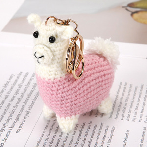 Peluche de alpaca de ganchillo de hilo fieltro, suave y adorable, con diseño de animal de dibujos animados, para llavero, bolso o mochila - Product Image 4