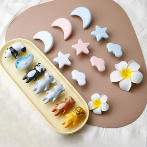 مقابض درج سيراميك نصف قمر نجمة سحابة شكل حيوان كارتون لطيف خزانة بورسلين باب أثاث يسحب للأطفال - Product Image 1