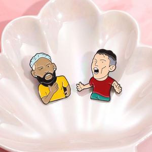 Sming Pins creativo fútbol esmalte Pin Cool Star atletas profesionales broches solapa mochila insignia fiesta joyería regalo - Product Image 5