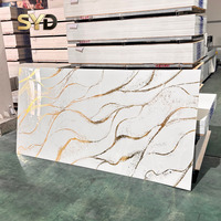 Panneau mural rigide en PVC haute densité avec finition marbrée réaliste pour les projets de villas commerciales et de décoration intérieure