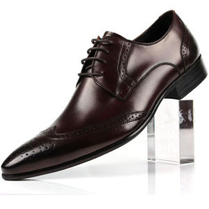 Mocassins en cuir de vachette souple avec détails perforés, design léger, respirants, avec soutien de la voûte plantaire et semelle extérieure en caoutchouc imperméable - Product Image 1