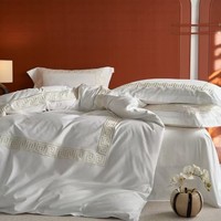 Parure de lit de luxe en coton égyptien brodé 3 pièces, respirante, absorbant la transpiration, douce pour la peau, durable, housse de couette et taies d'oreiller pour hôtel