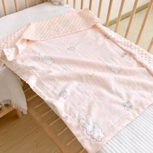 Coperta in Mussola Biologica per Neonati, Bianca con Luna e Stelle, 100% Cotone, Morbida e Accogliente, con Puntini Minky - Product Image 6