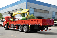 Grue montée sur camion CLW - Grue mobile de 12 tonnes pour la construction routière et les transports lourds