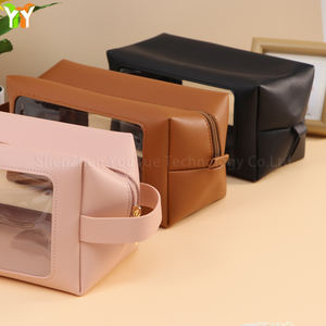 Grande trousse de toilette transparente en PVC avec fermeture éclair et poignée souple, idéale <span class=keywords><strong>pour</strong></span> les essentiels de <span class=keywords><strong>maquillage</strong></span> minimalistes et portables <span class=keywords><strong>pour</strong></span> femmes en voyage - Product Image 2