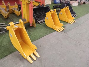 Godet de terrassement SOOSAN 1,4 m³ pour excavatrice 30 tonnes, idéal pour sols durs, argile et pierres molles, travaux de construction légers - Product Image 5