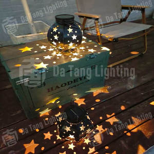 Luz decorativa LED con forma de estrella hueca para Navidad y Halloween, para caminos de jardín y áreas escénicas, con un suave brillo blanco cálido que crea una atmósfera festiva - Product Image 2