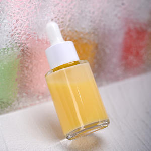 Neue Trends Private Label Natürliches Bio-Frucht serum Anti-Aging White ning Pflegendes Erdbeer-Avocado-Gesichts milch serum - Product Image 4