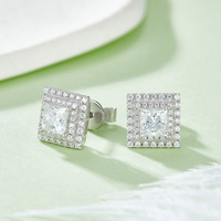 Ensemble de bijoux NOVA en argent sterling 925 plaqué rhodium, bague, boucles d'oreilles et collier avec moissanite taille princesse 1 carat