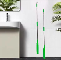 Serpillière en Microfibre avec Essoreur, Manche Long, pour Parquets, Vinyle et Carrelages – Vadrouille Essoreuse Torsadée Auto-Essorante