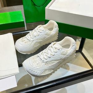 Chaussures de sport et de marche décontractées de haute qualité et tendance, élégantes pour hommes, avec doublure en mesh, toutes saisons - Product Image 2