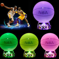 Fournisseur Boule de verre en cristal avec base Led Boule de panier solide avec base Souvenir de sport