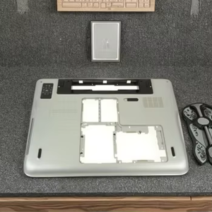 Boîtier inférieur de remplacement de bonne qualité pour ordinateur portable DELL <span class=keywords><strong>XPS</strong></span> 17 L701X <span class=keywords><strong>L702X</strong></span> P09E Argent 0JRJ7T JRJ7T - Product Image 4