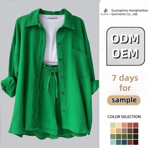 Completo Casual da Donna Primaverile e Autunnale con Camicia a Maniche Lunghe con Colletto Arricciato e Pantaloncini - Product Image 1