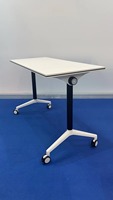 Table de réunion en bois modulaire pratique Table de formation pliante moderne polygone combinaison bureau d'apprentissage Tables de conférence