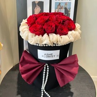 Bouquet de roses rouges en forme de nœud, proposition, confession, cadeau romantique de luxe léger, fleur de savon en gros