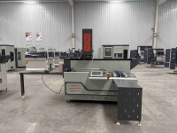 Nouvelle Offre 2025 : Machine de perçage et fraisage CNC automatique 600/800/1200 mm pour profilés aluminium/machines de fabrication de portes et fenêtres